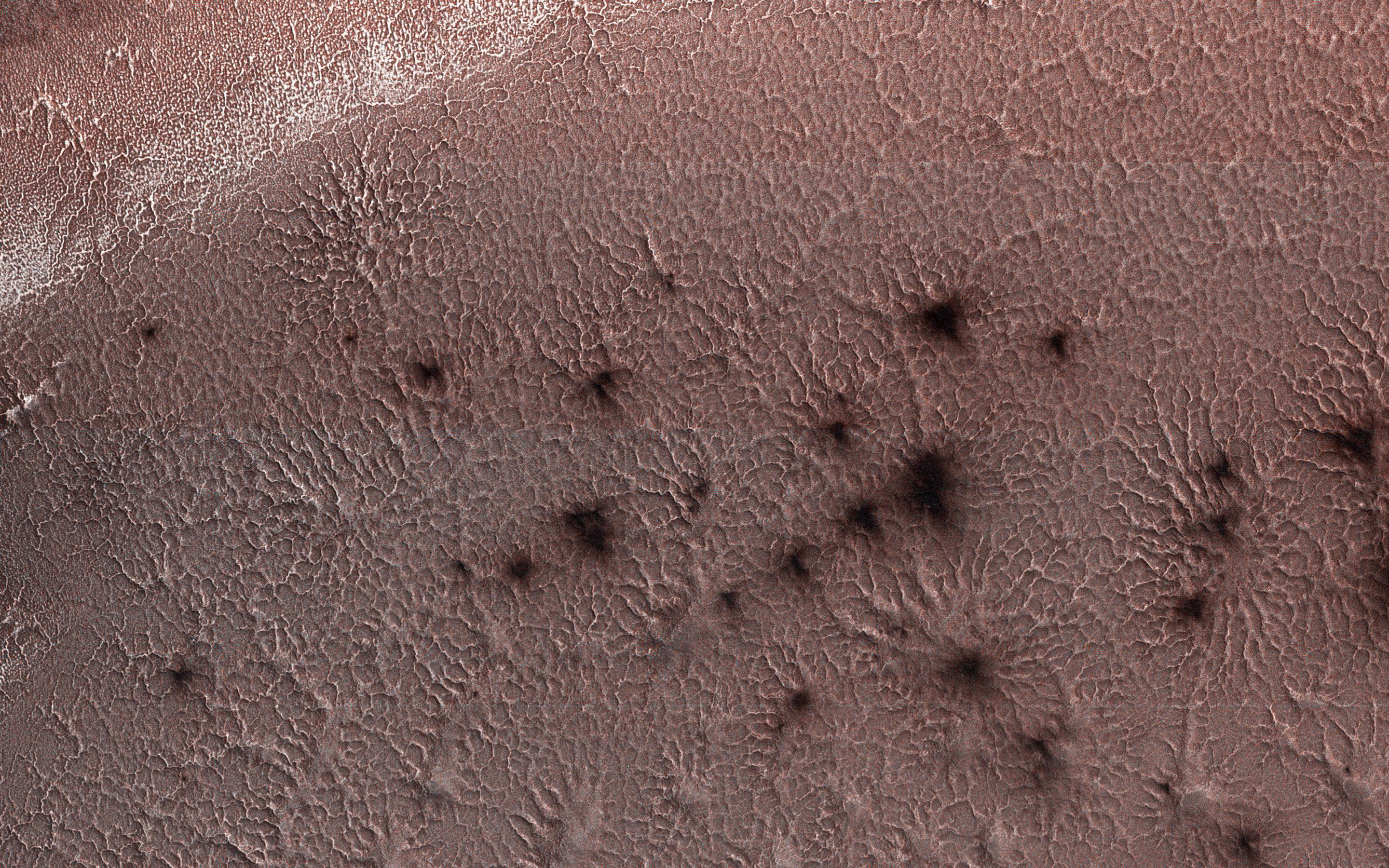 Jamming with the 'Spiders' from Mars — Mars image from the NASA archive