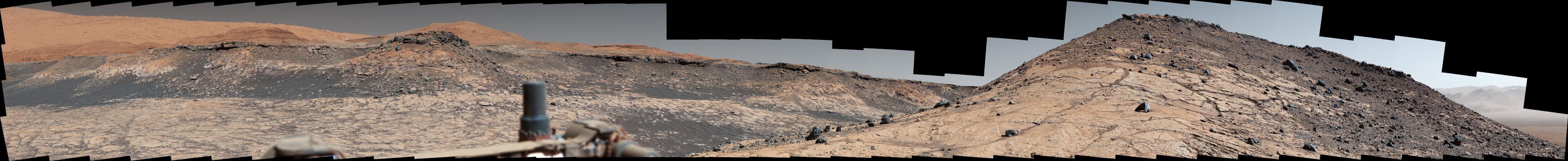 Curiosity Captures a Spaghetti Western Landscape on Mars — Mars image from the NASA archive