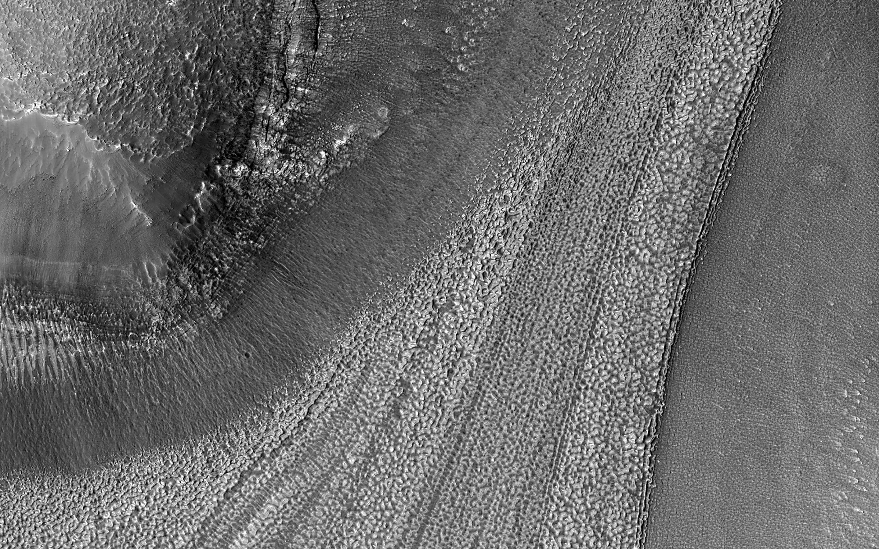  Icy Flows — Mars image from the NASA archive