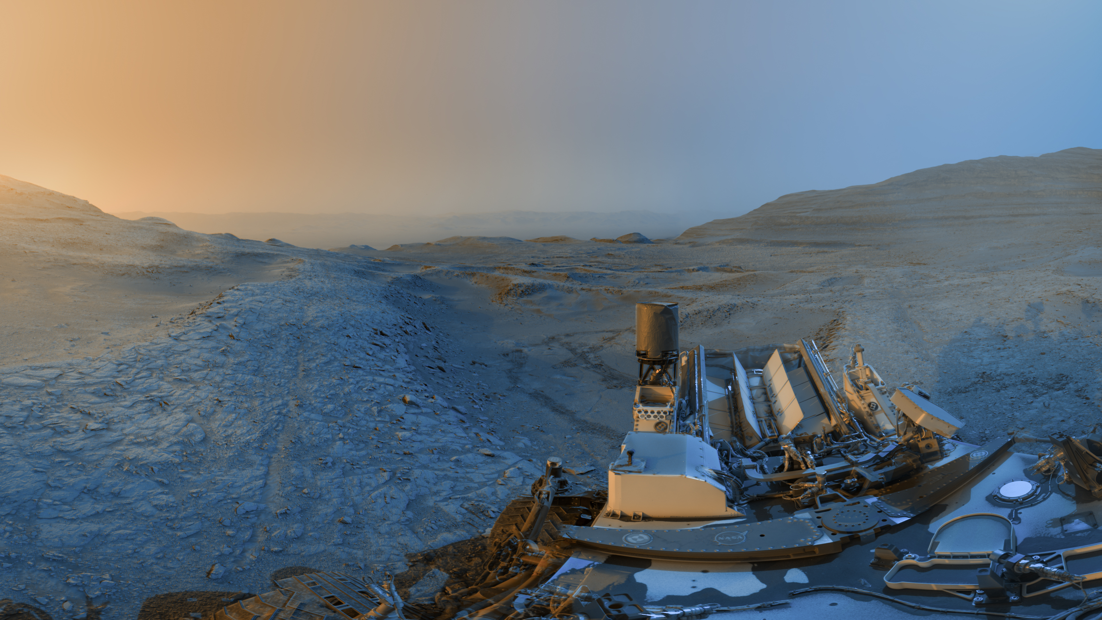 Curiosity Sends a Postcard From Mount Sharp’s Boxwork Region — Mars image from the NASA archive